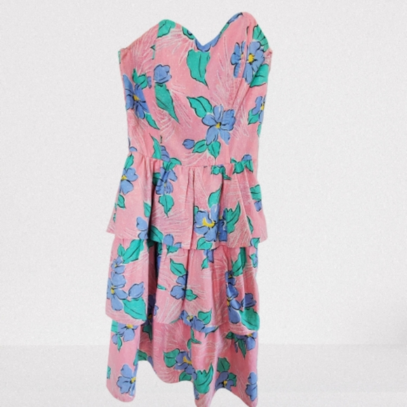 young Hawaii Dresses & Skirts - Young Hawaii The Liberty House Hawaiian dress vntg